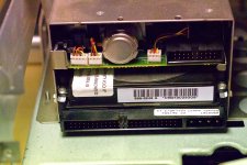 SCSI_drive_connector.jpg SCSI_drive_connector.jpg