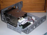 SCSI-Zip250_02.2p.jpg SCSI-Zip250_02.2p.jpg