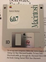 Apple-Macintosh-System-607-floppy-disk-for-Plus.jpg
