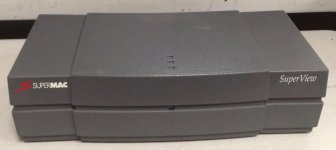 supermac-superview-black-white-apple_1_4078ef3cb976871064a80c15e04349d6.jpg