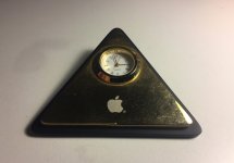 AppleClock.jpg