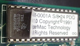 SuperMac-Spectrum-8-24-PDQ-v1.0-TMS-27C512-EPROM-and-Label.jpg SuperMac-Spectrum-8-24-PDQ-v1.0-TMS-27C512-EPROM-and-Label.jpg