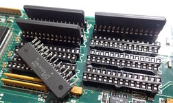Replacement-MT42C4256Z-8-VRAM-In-Sockets.jpg Replacement-MT42C4256Z-8-VRAM-In-Sockets.jpg