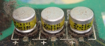 Cool-looking-yellow-band-surface-mount-capacitors.jpg Cool-looking-yellow-band-surface-mount-capacitors.jpg