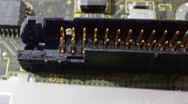Damaged-scsi-connector-frame-and-latch.jpg