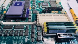Q700mobo.jpg
