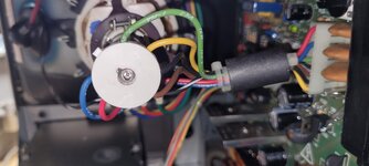 mac_crt_neck.jpg mac_crt_neck.jpg