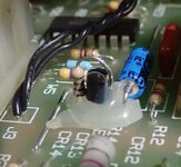 Q6-bodge-resistor.jpg