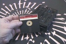 Dysan2.jpg Dysan2.jpg